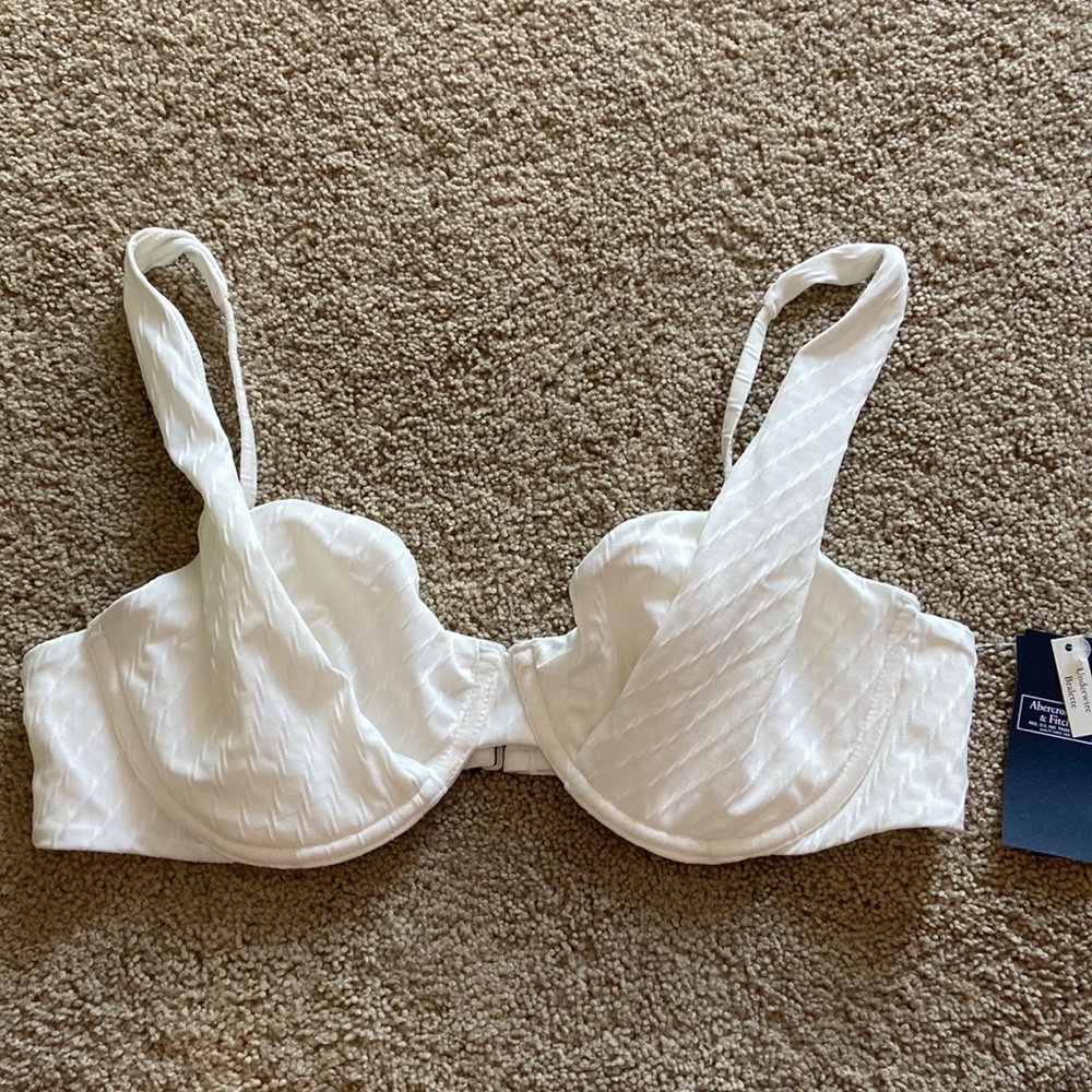 White underwire bikini from Abercrombie & Fitch